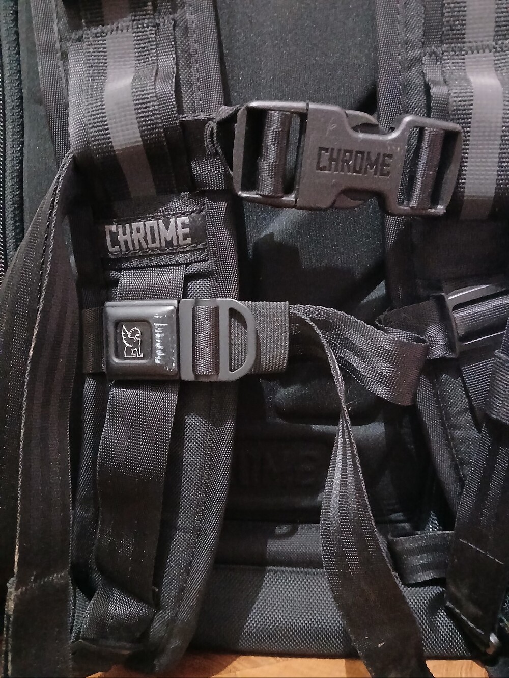 Chrome Camera Bag - Picture 5 of 11